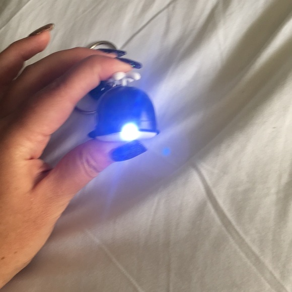 βLAST 2β Black Whale Keychainsπ³ - Picture 5 of 6